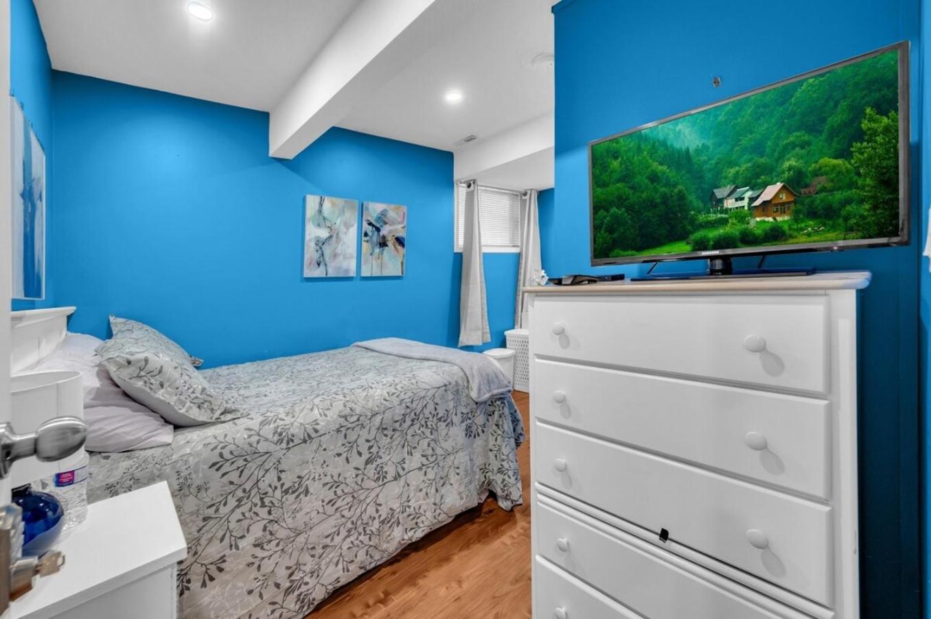 52-3 Bed Suite On Lake Central Ac By Airport YYC Exterior foto