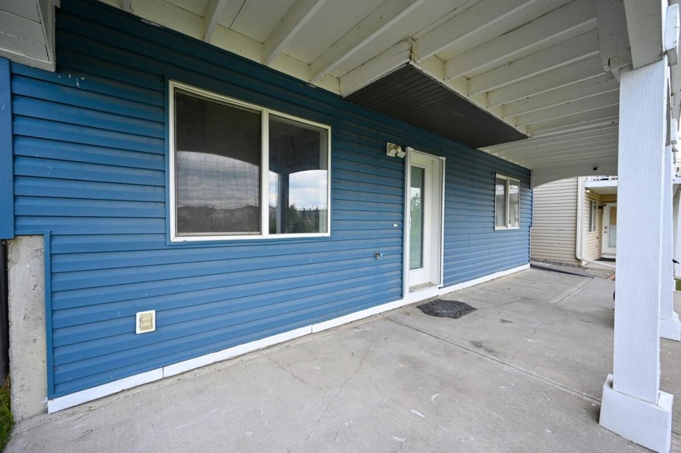 52-3 Bed Suite On Lake Central Ac By Airport YYC Exterior foto