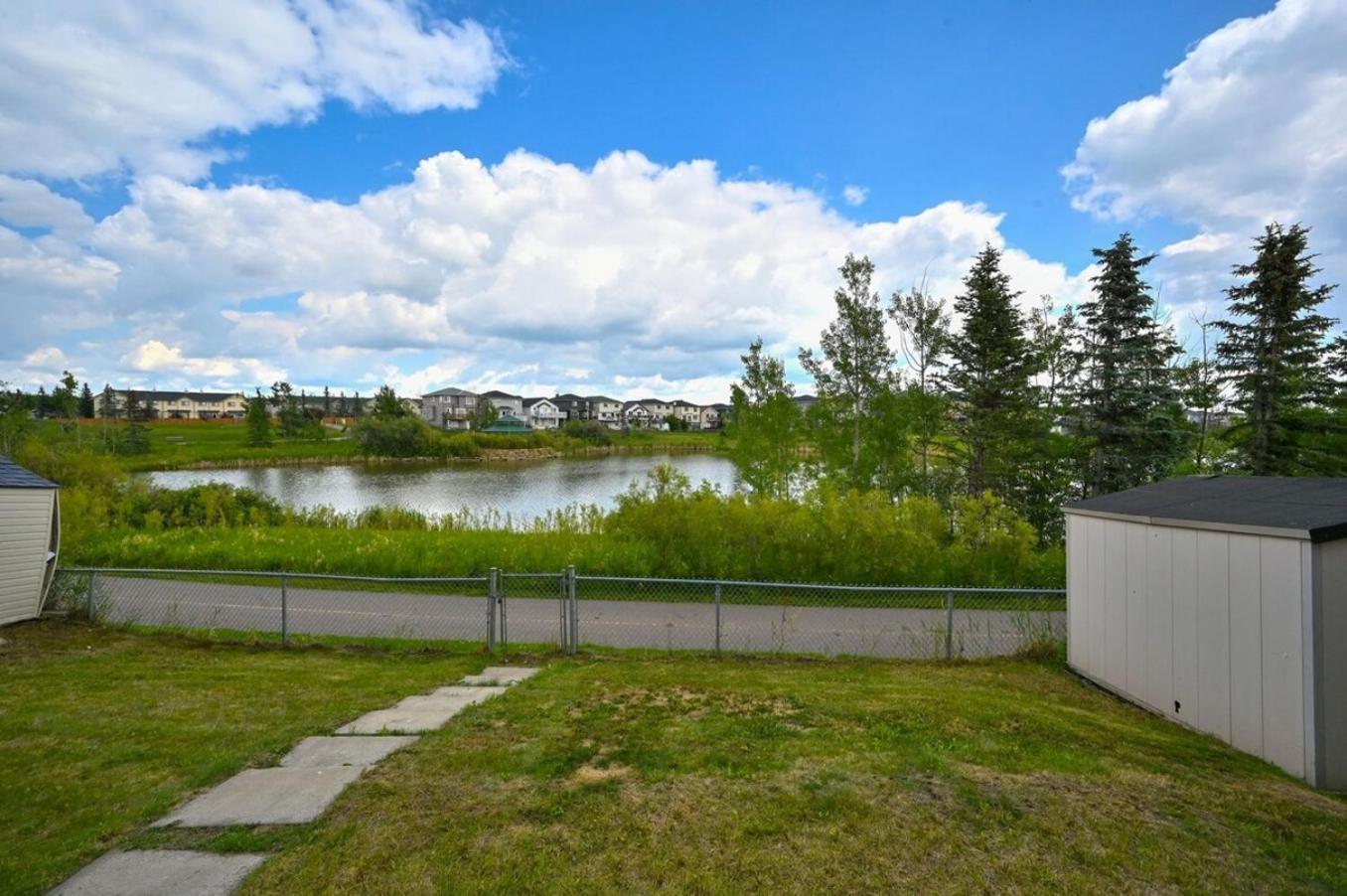 52-3 Bed Suite On Lake Central Ac By Airport YYC Exterior foto